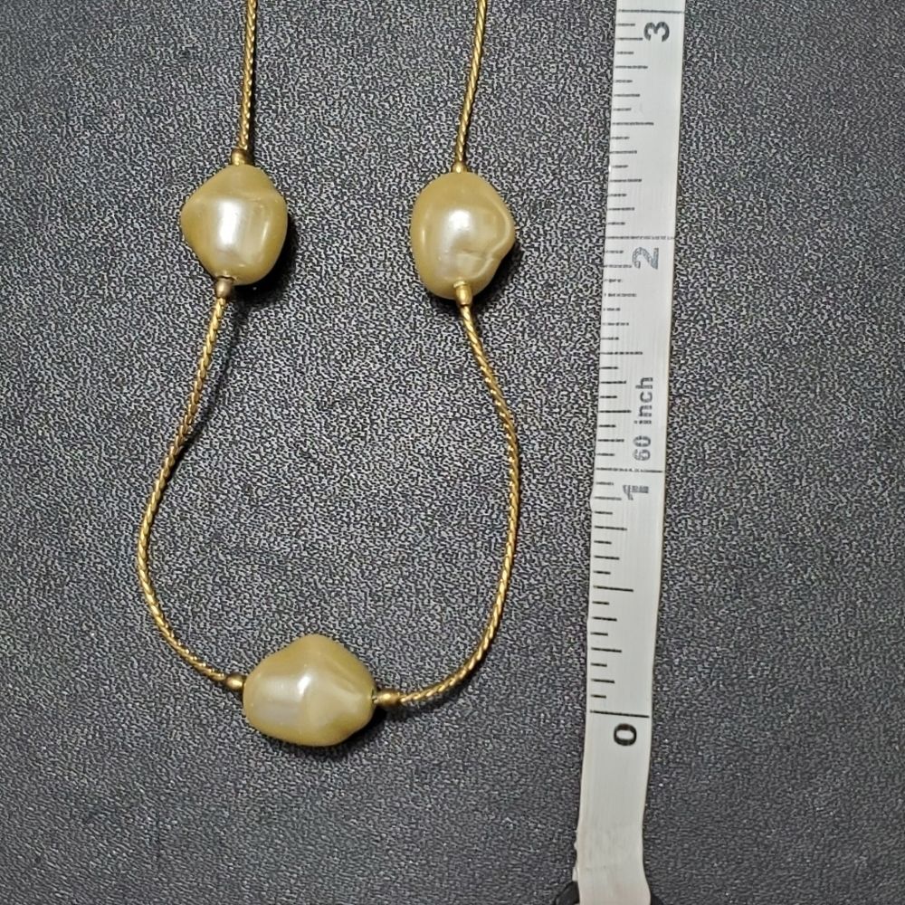 Gold tone faux pearl long necklace 34" - Picture 6 of 8